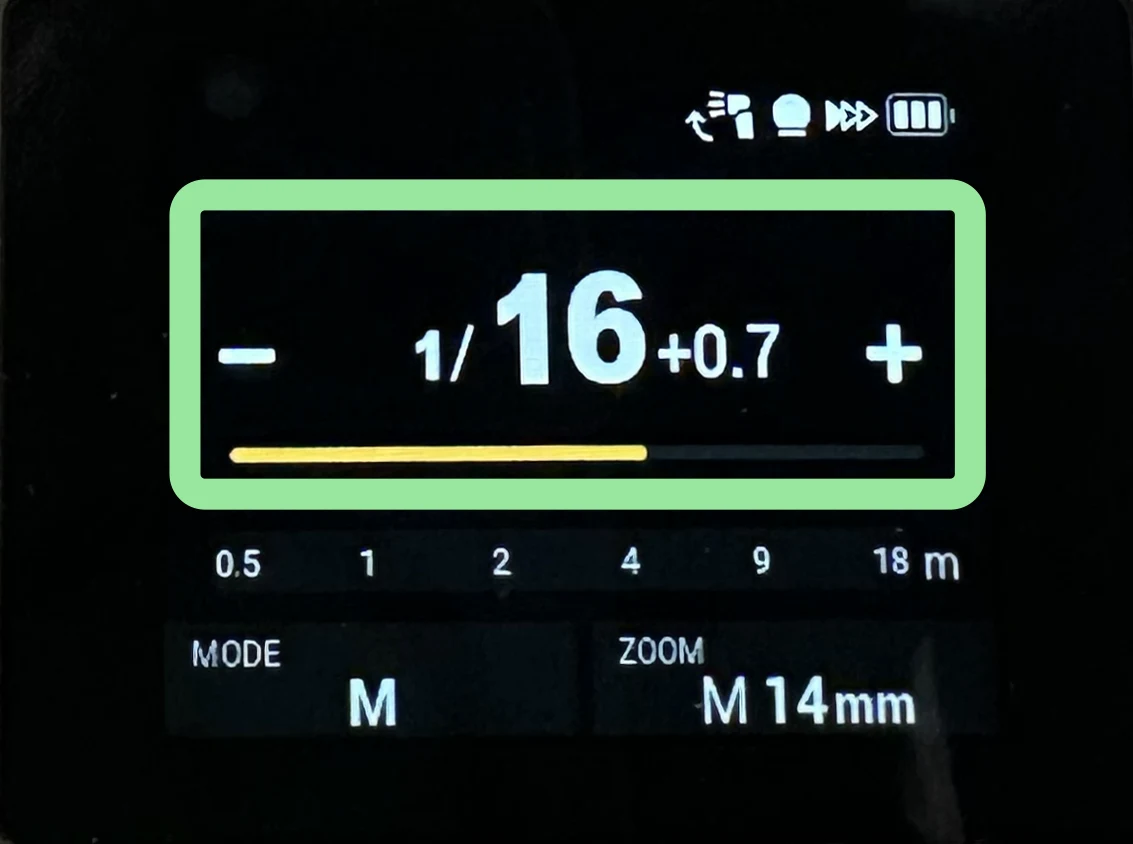 Godox V480 screen showing power set to 1/16